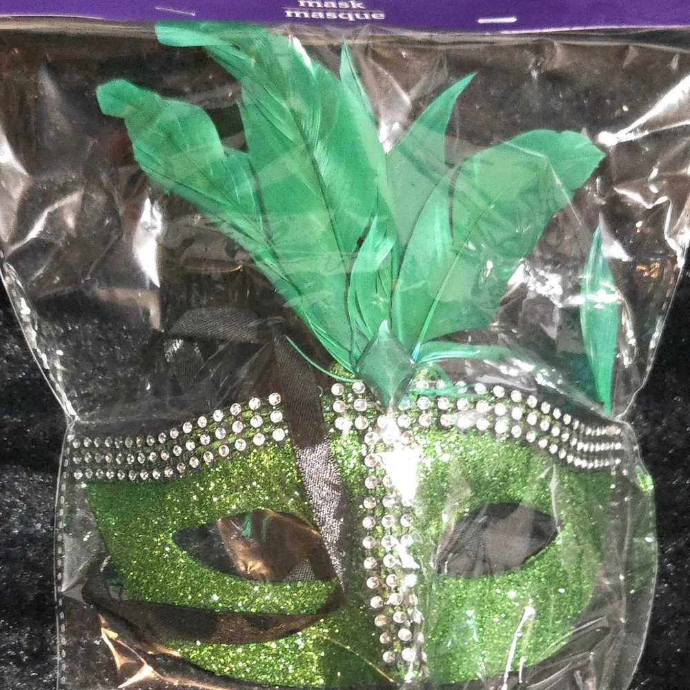 💚Green Lovers BUNDLE💚20+pc💚 NWT+FREE BONUS GIFT🎁